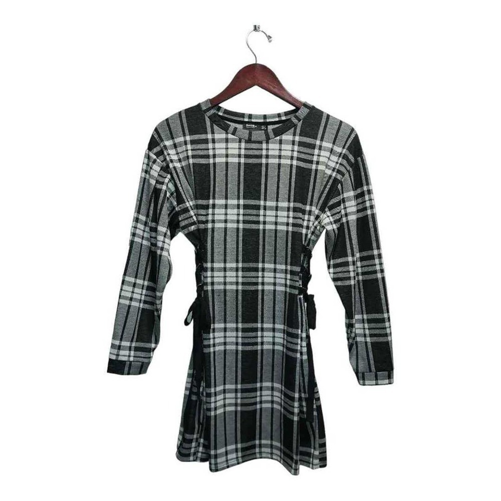 Black & White Plaid dress by Bershka. ‎ Size small